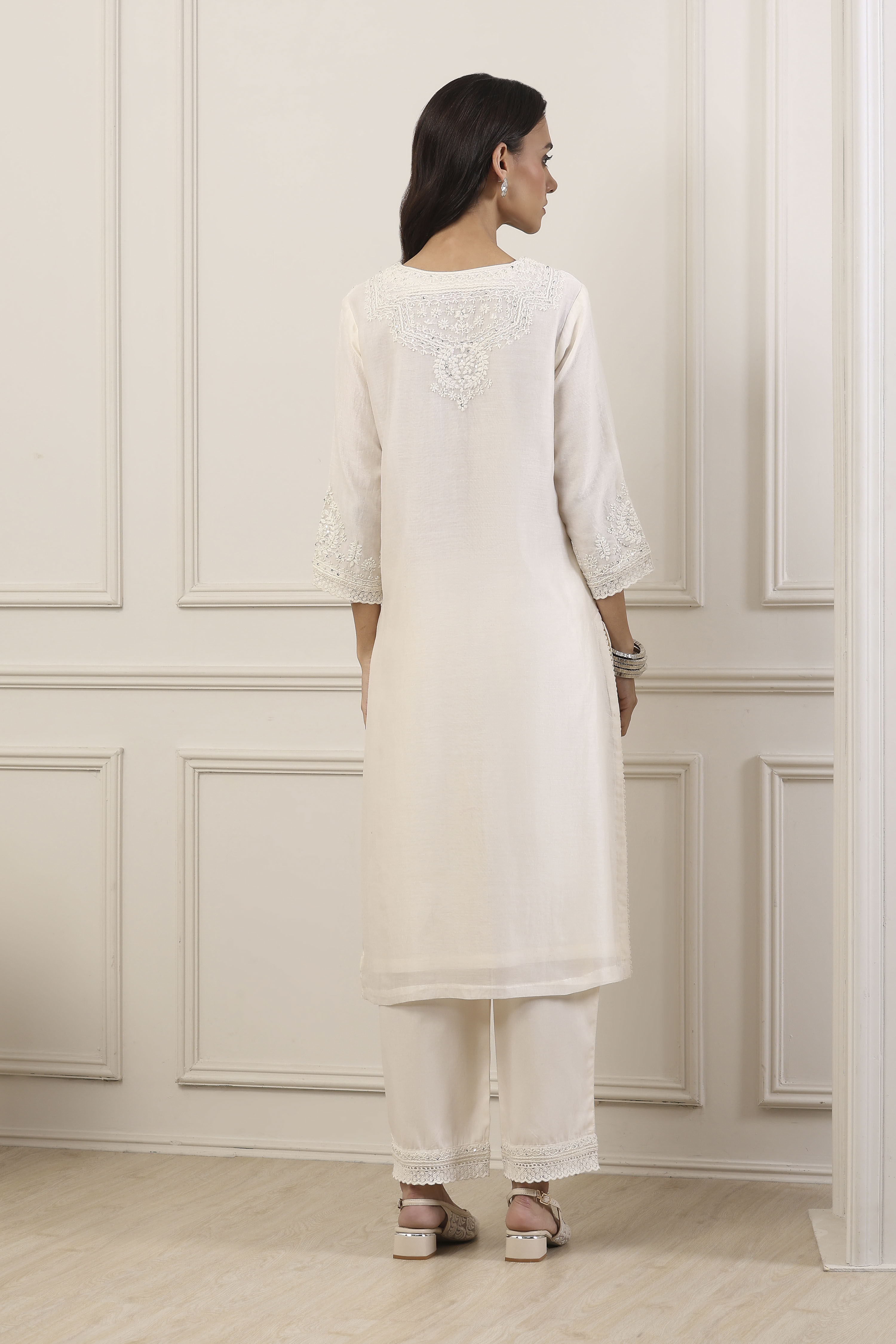 Black Silk Chanderi Straight Suit Set image number 3