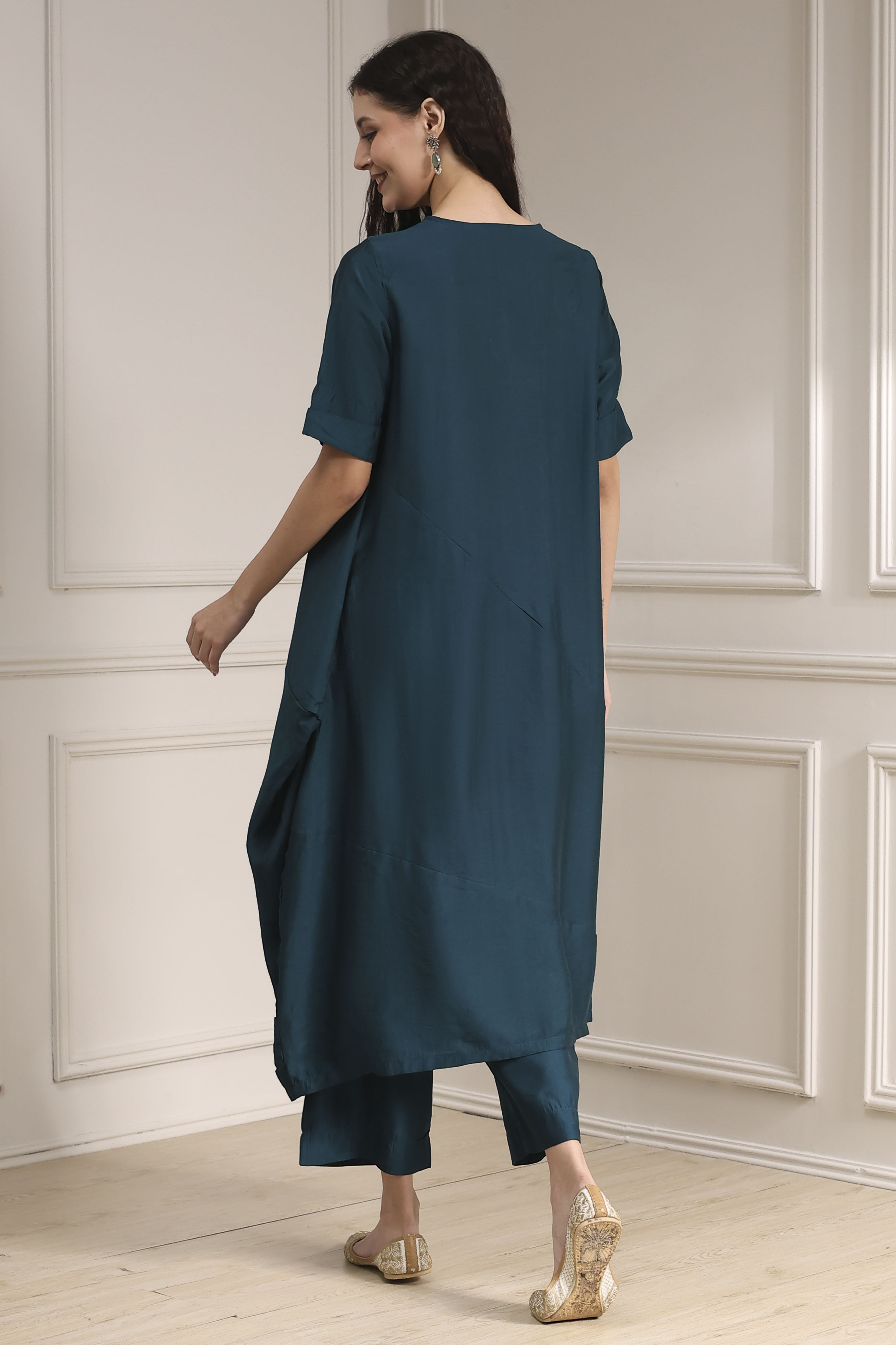 Burnt Orange Dyed Asymmetric Kurta Set image number 4