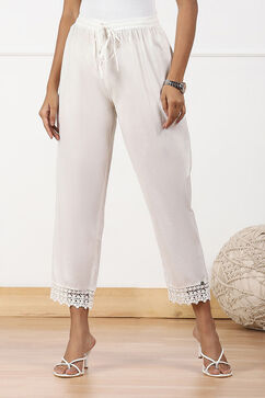 White Regular Cotton Pants image number 4