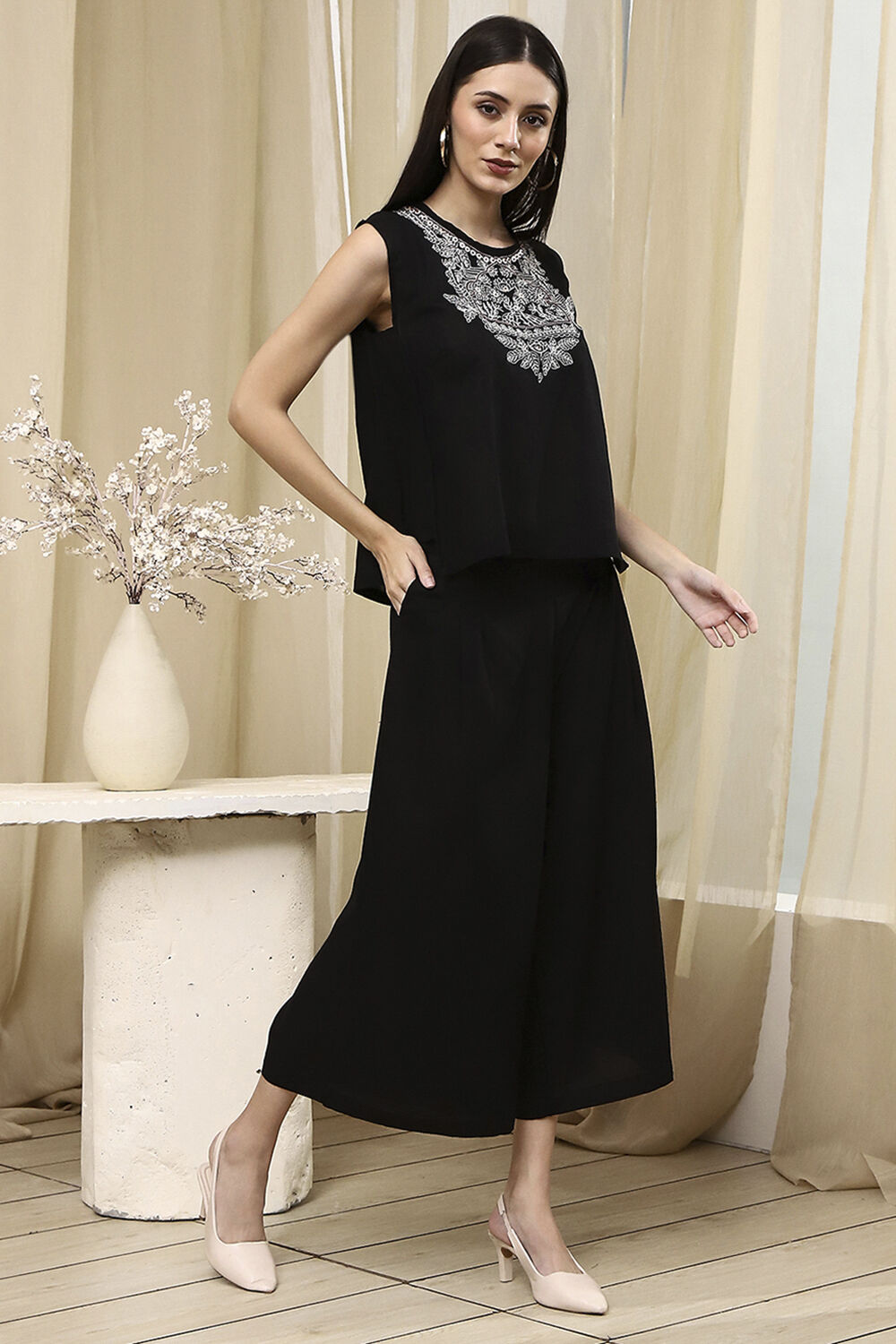 Black Solid Straight Co-ord Set image number 5