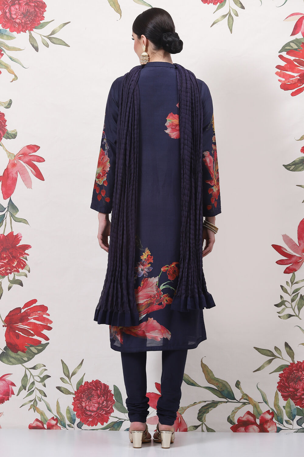 Indigo Cotton Silk Straight Printed Suit Set image number 5