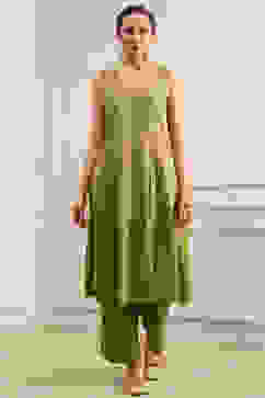 Mehndi Green Chanderi Embroidered Kalidar Suit Set image number 6