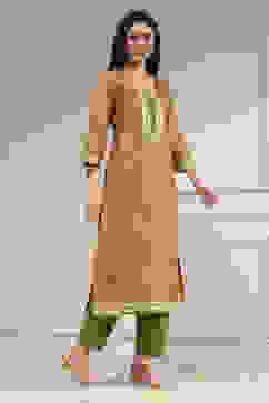 Coral Viscose Rayon Digital Print Unstitched Suit Set image number 6