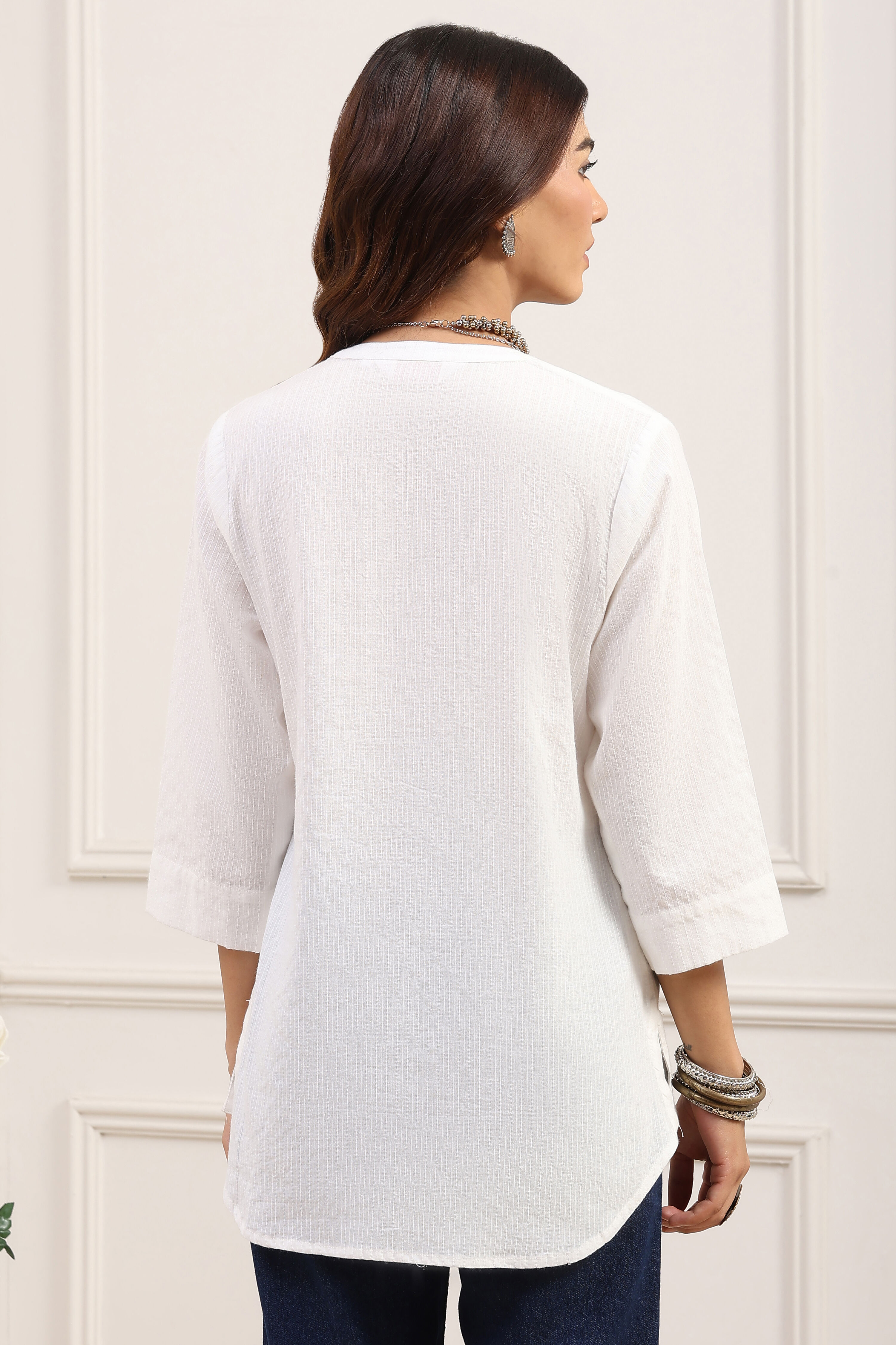 White Cotton Straight Top image number 3
