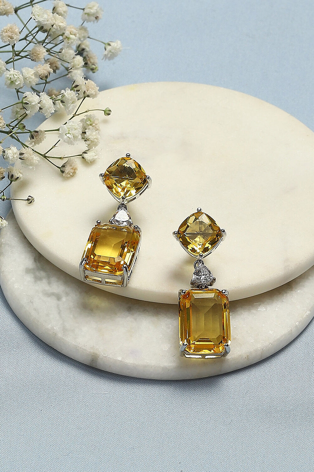 Yellow Brass Earrings image number 0