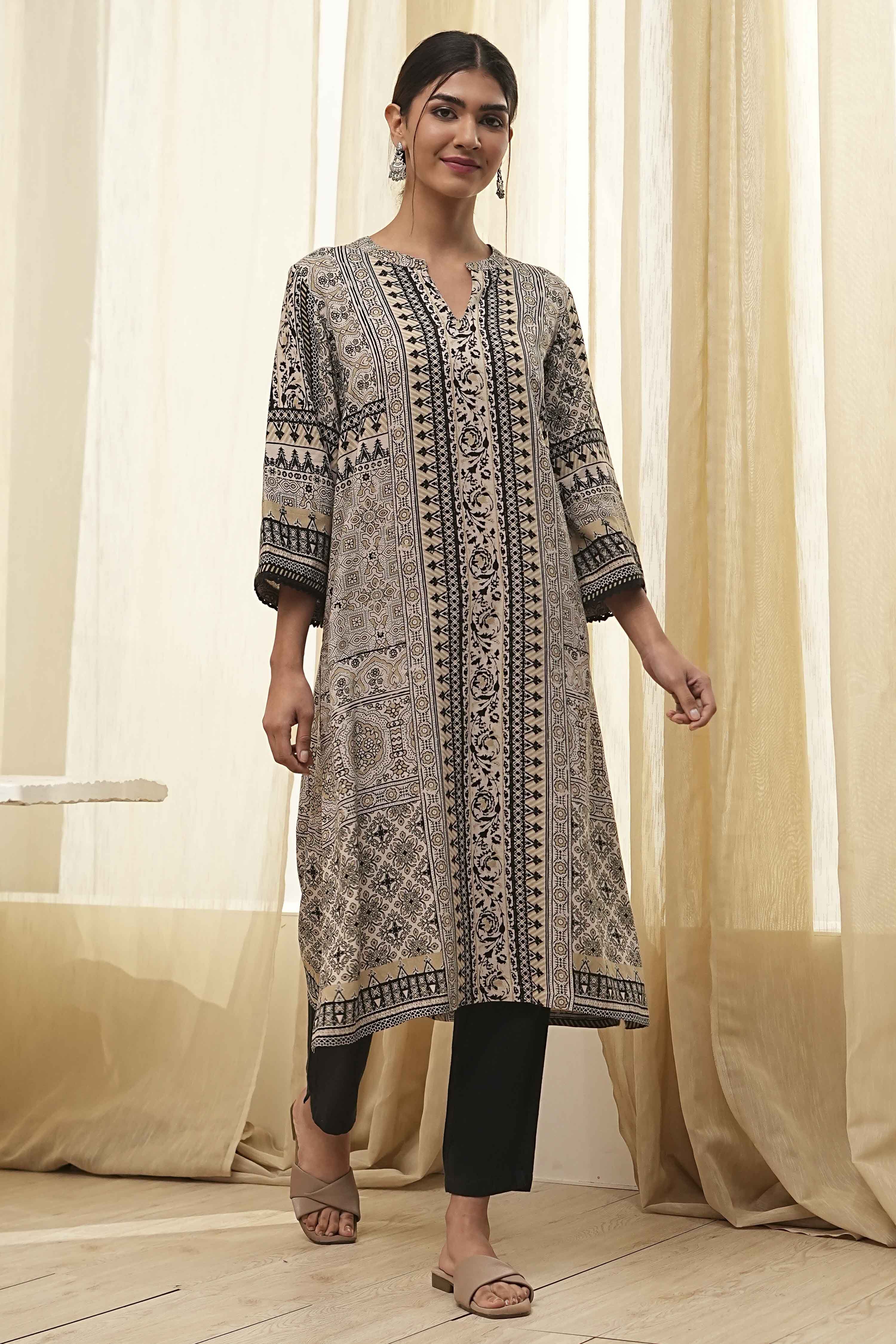 Ecru and Black Printed Straight Kurta image number 0