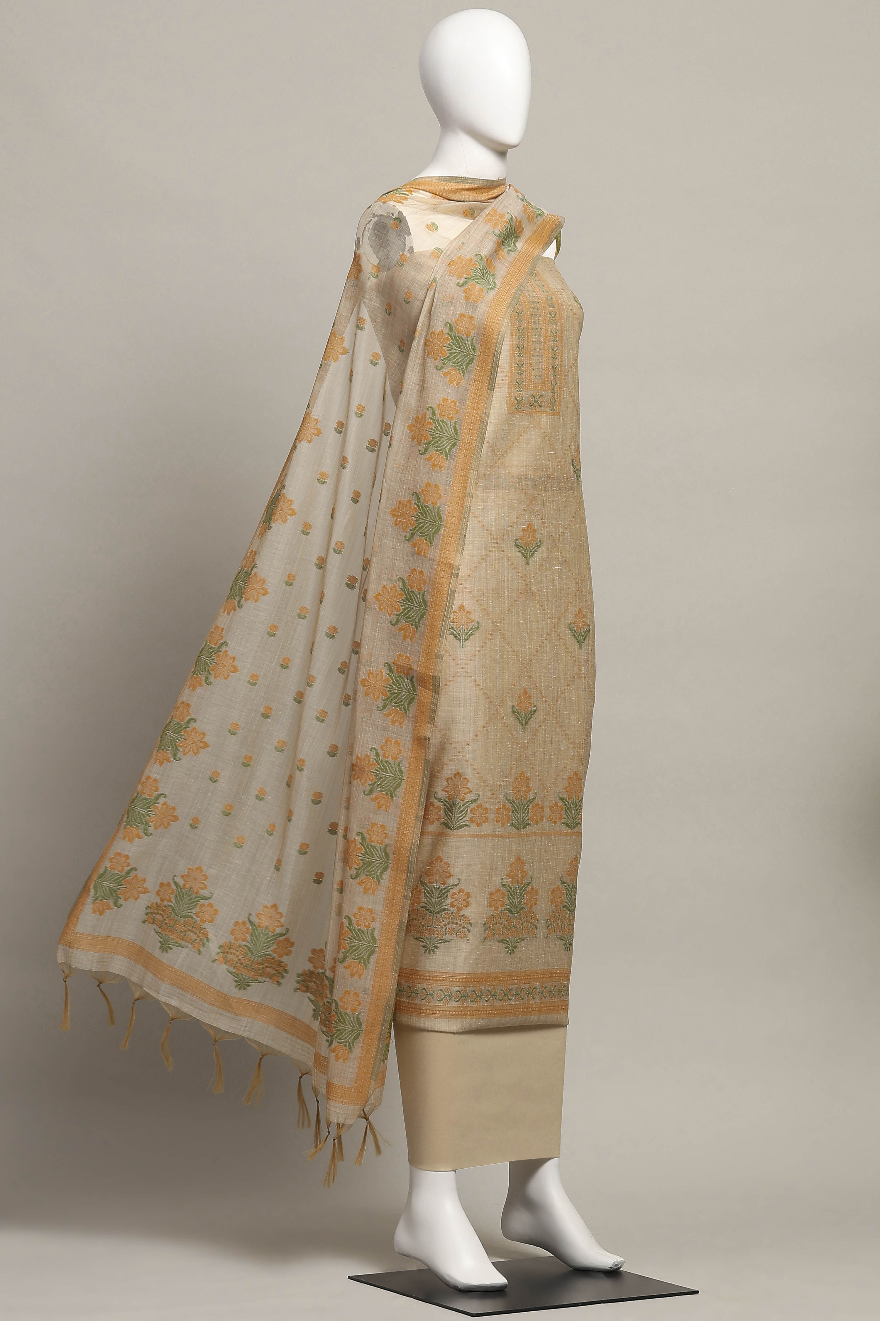 Pink Cotton Attractive Floral Print Unstitched Suit Set image number 4