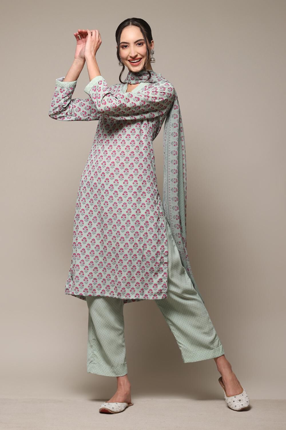 Fuschia Art Silk Straight Kurta Narrow Pants Suit Set image number 7