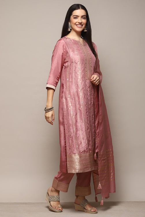 Peach Pink Viscose Yarndyed Kurta Regular Pants Suit Set image number 5