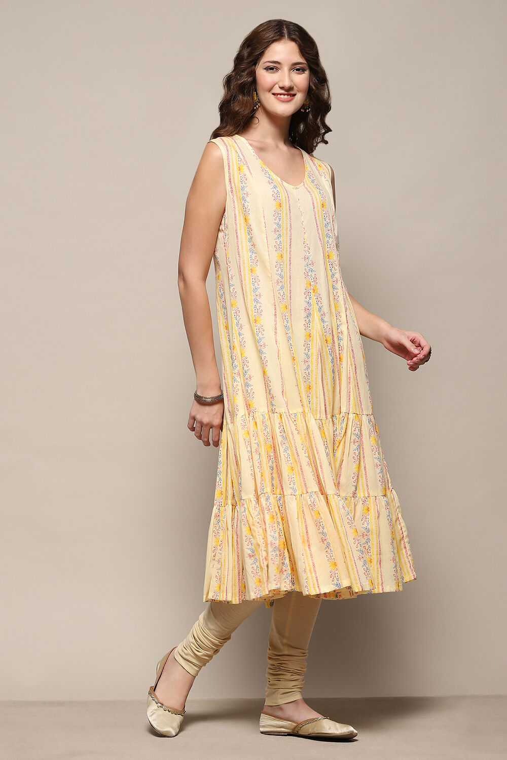 Beige Cotton Blend Embroidered Layered Suit Set image number 8