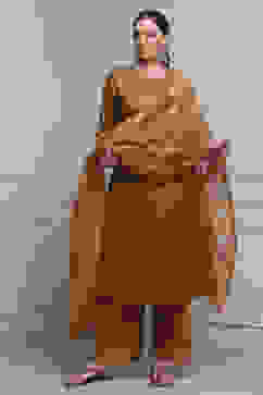 Copper Cotton Tissue Gathered Dyed Suit Set image number 6