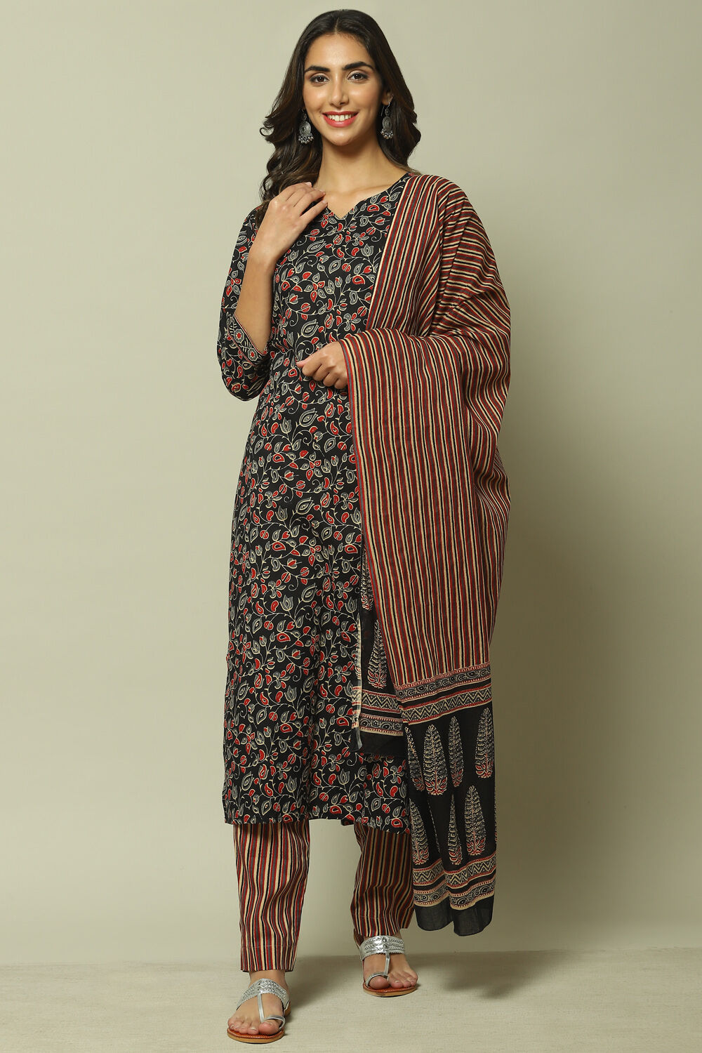 Black Cotton Screen Print Unstitched Suit Set image number 0