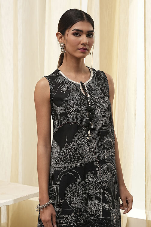 Black Printed Asymmetric Kurta Set image number 1