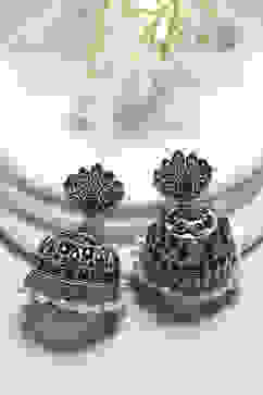 Navy Brass Jhumka image number 0
