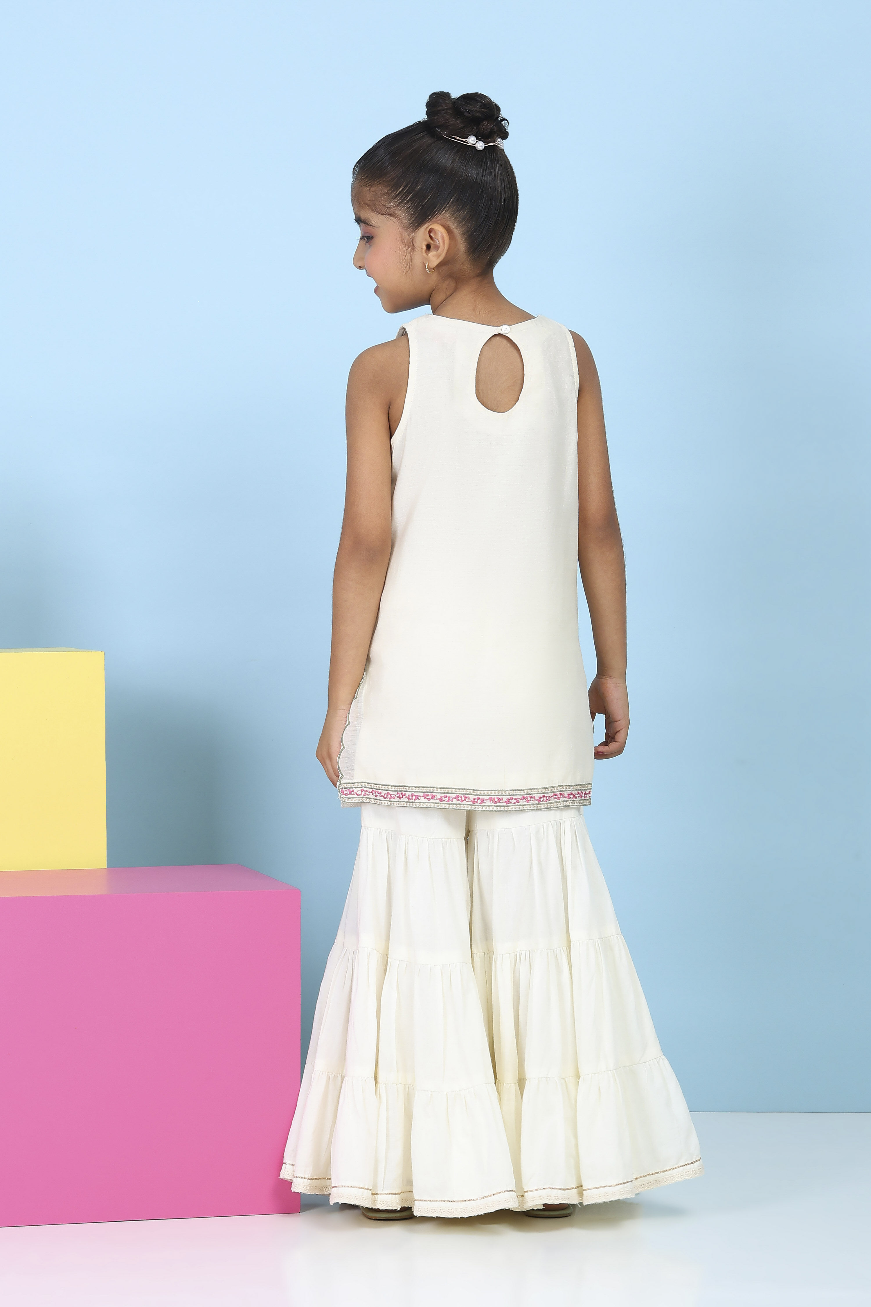 White Poly Chanderi Solid Straight Suit Set image number 4