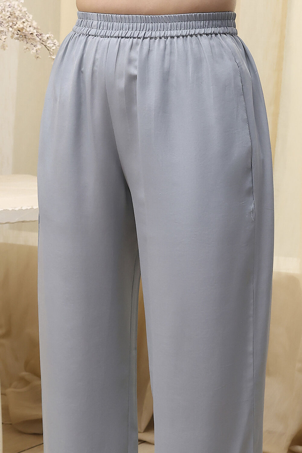 Pch Cotton Schiffly Unstitched Suit Set image number 3