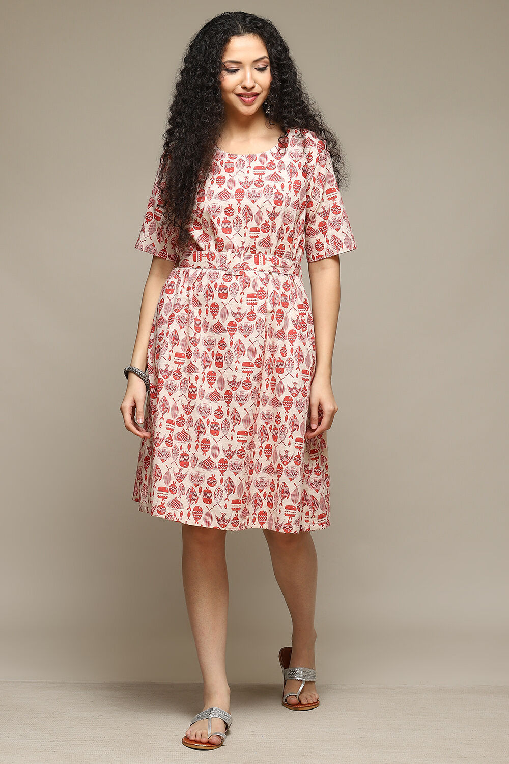 Coral Red Rayon Straight Printed Kurta image number 6