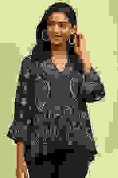 Navy Blue Bandhani Printed Flared Tiered Kurti image number 2