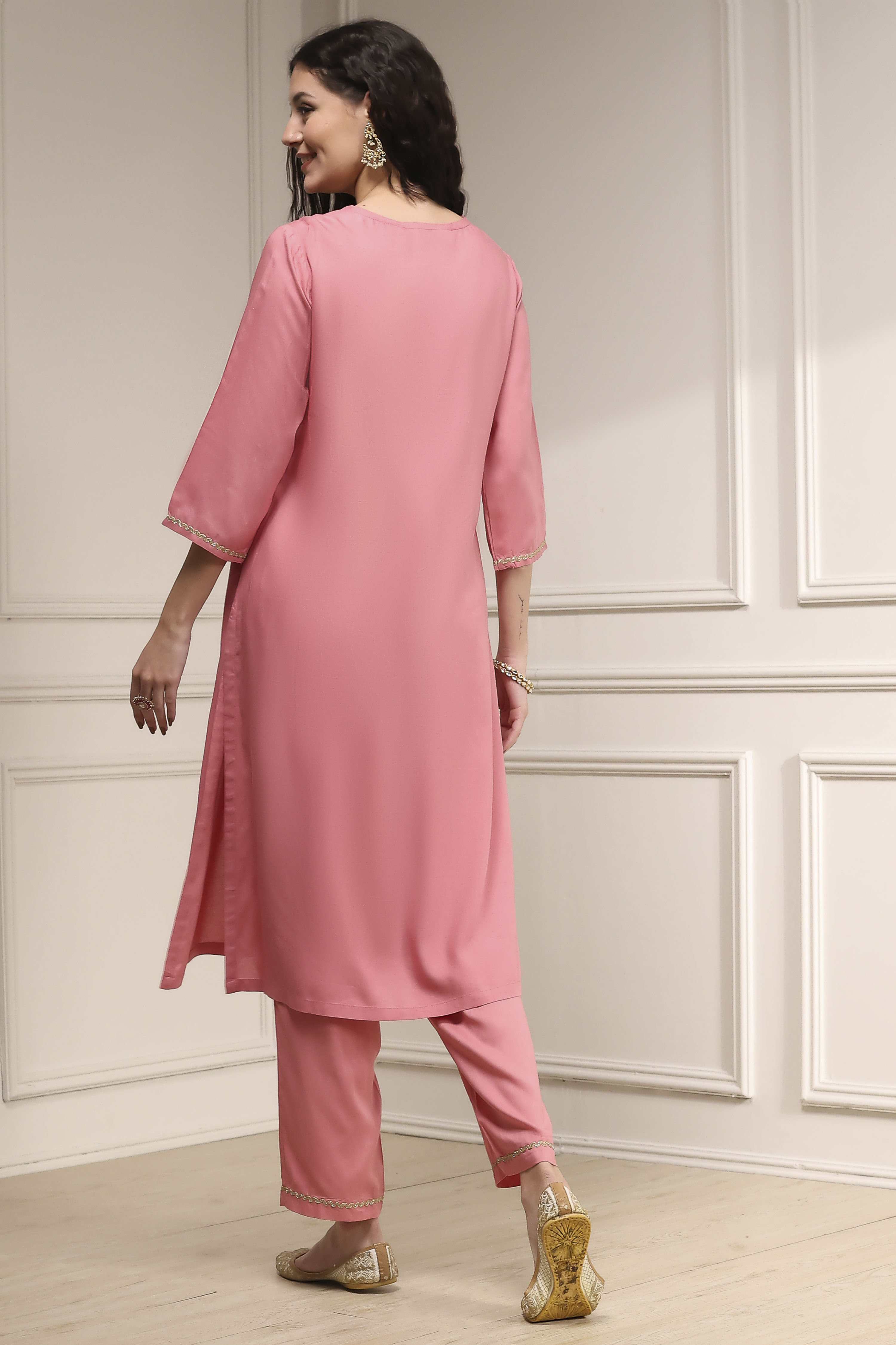 Pink Embroidered Straight Suit Set image number 4