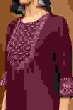 Maroon Silk Yard Dyed Straight Festive Kurta image number 1