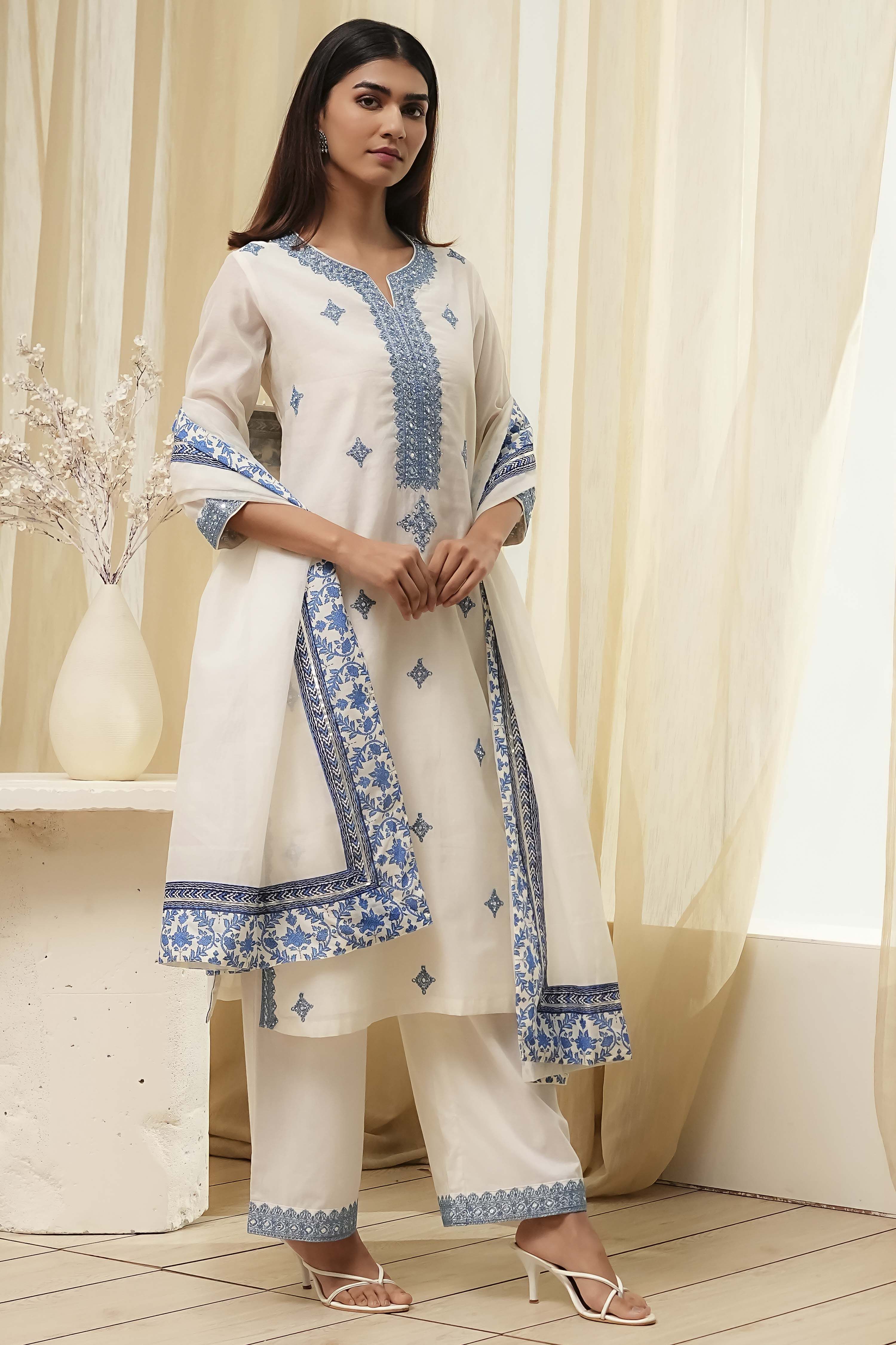 Pink Embroidered Straight Suit Set image number 5