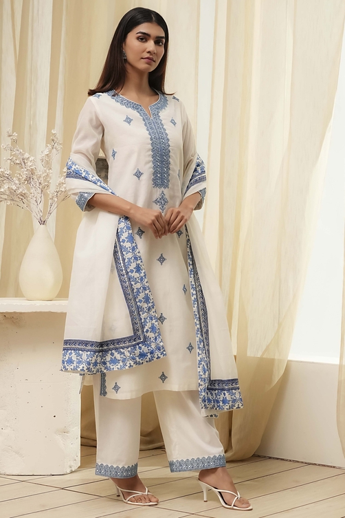 Pink Embroidered Straight Suit Set image number 5