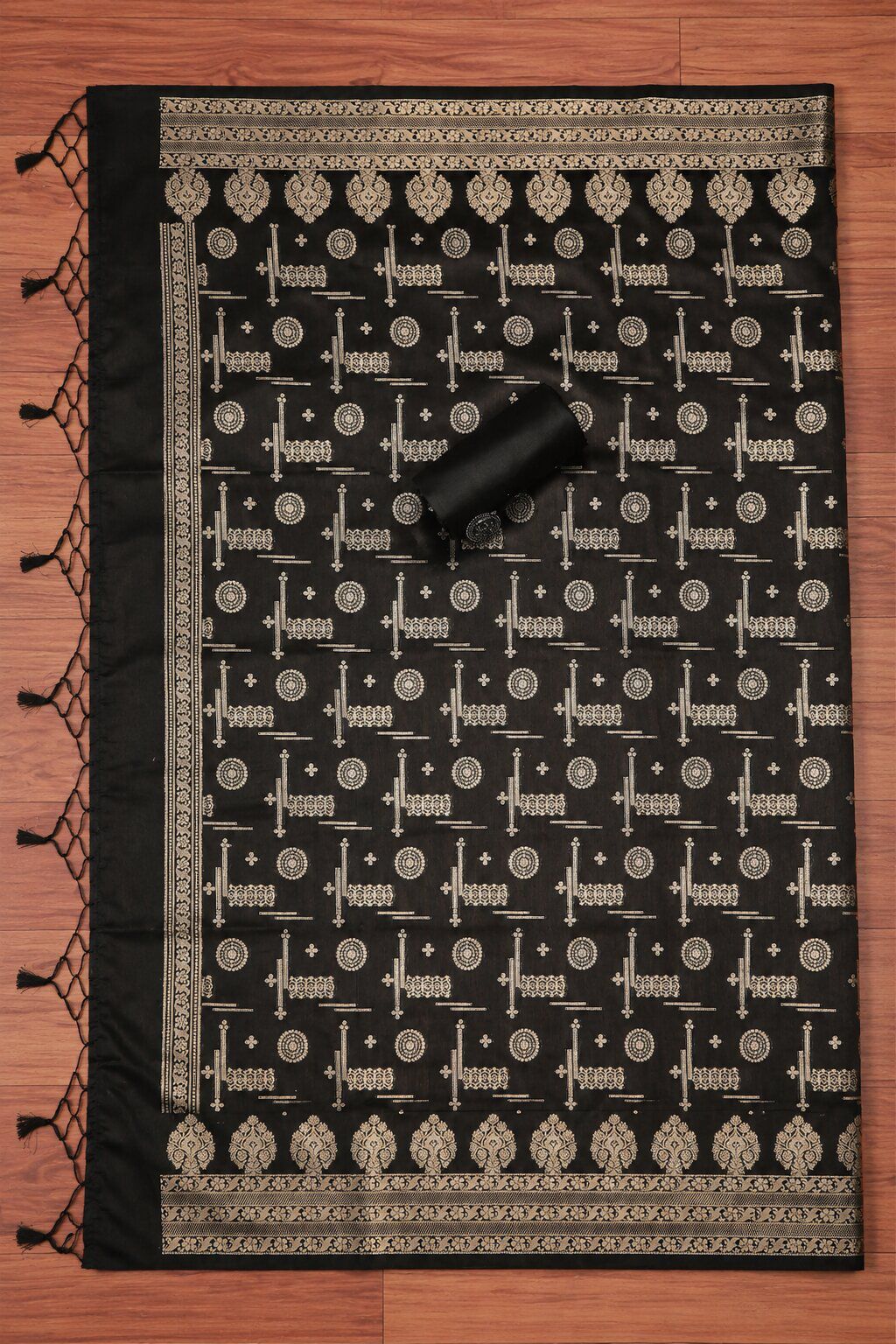 Grey Cotton Printed Embroidered Unstitched Suit Set image number 3
