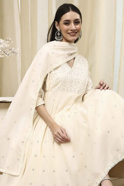 Off White Cotton Anarkali Suit Set image number 7