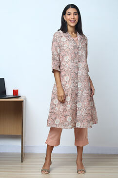 Peach Art Silk Straight Kurta Relaxed Pant Suit Set image number 3