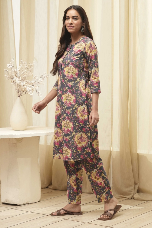Mustard Cotton Straight Kurta Relaxed Pant Suit Set image number 3