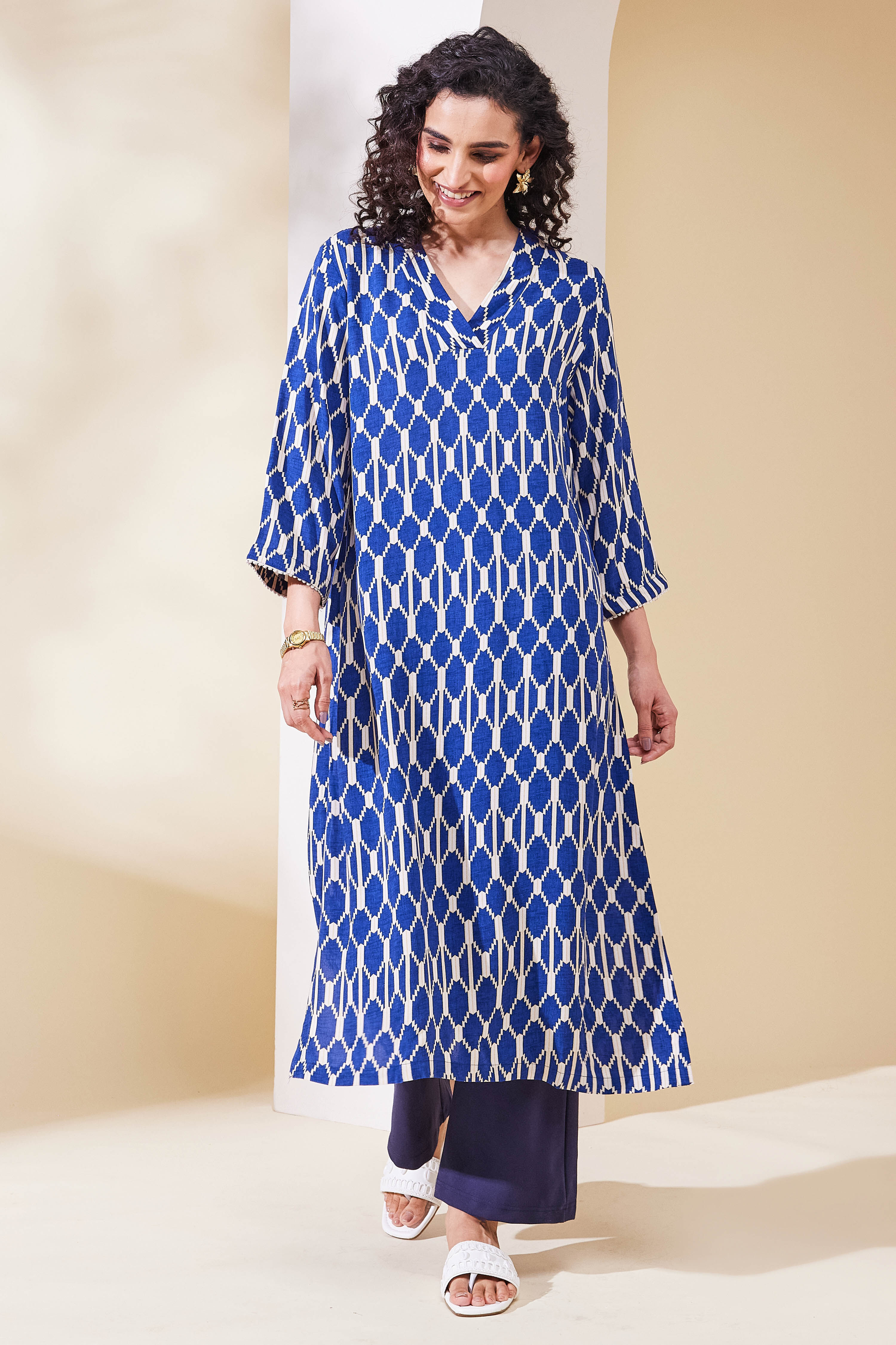 Blue Viscose Rayon Straight Kurta image number 0