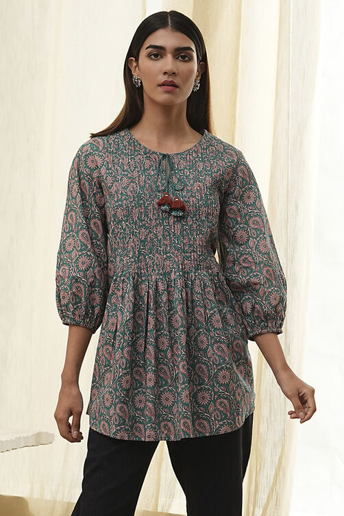 Teal Green Cotton Pleated A-Line Short Kurta image number 5