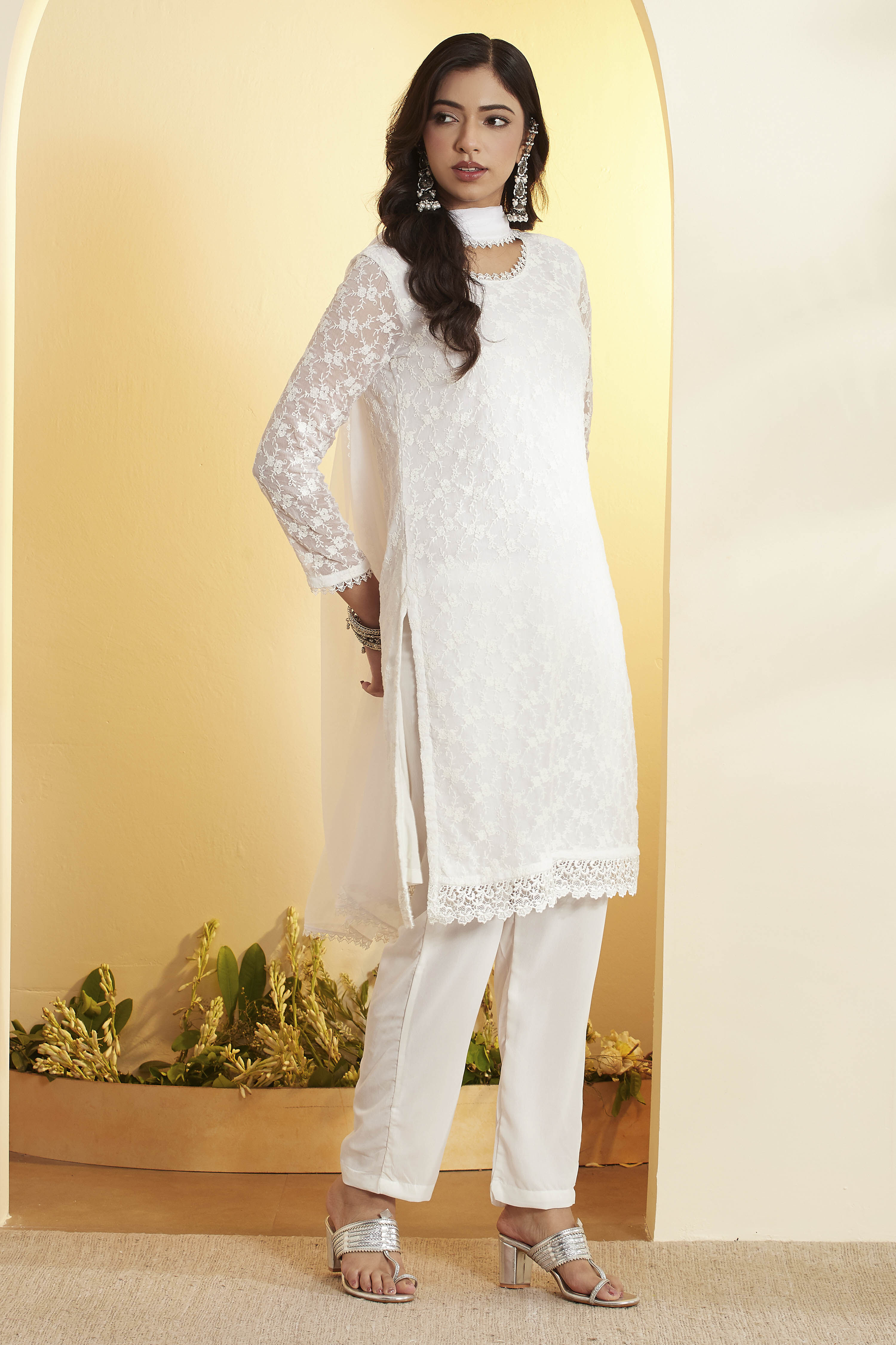 White Lace Straight Chamundi Chiffon Kurta Set image number 4