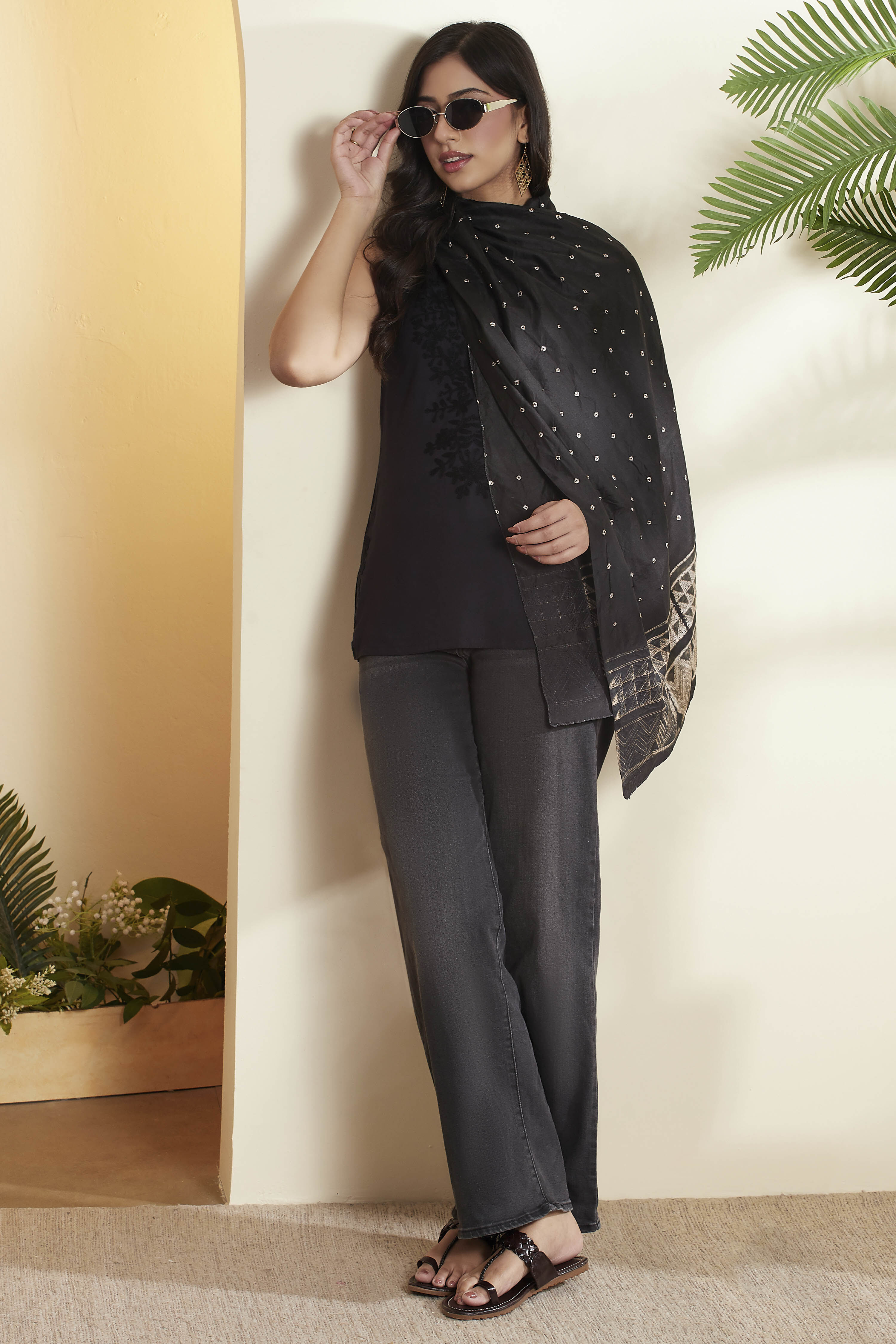 Black Mulberry Silk Bandhani Printed Stole image number 0