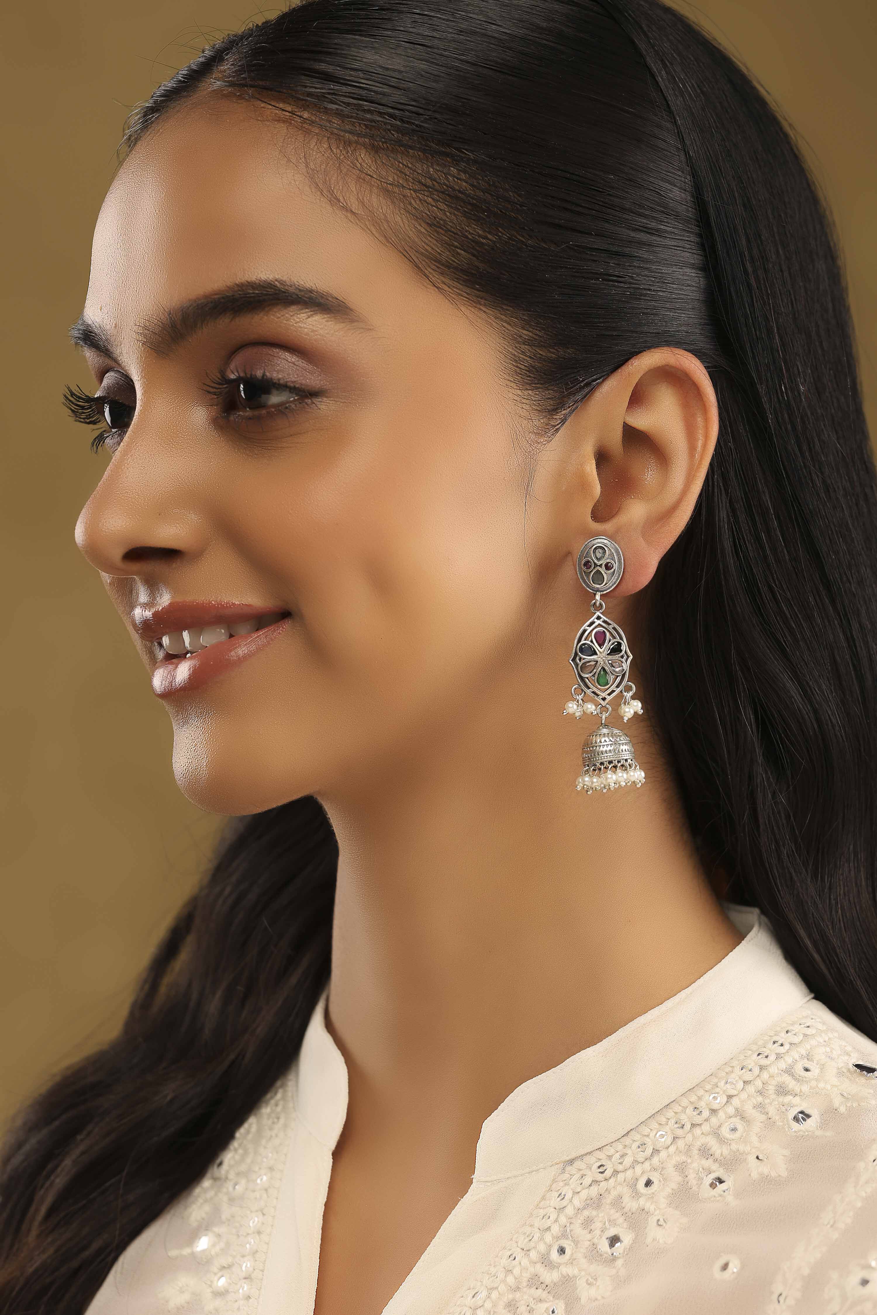 Multicolour Stone Earrings image number 3