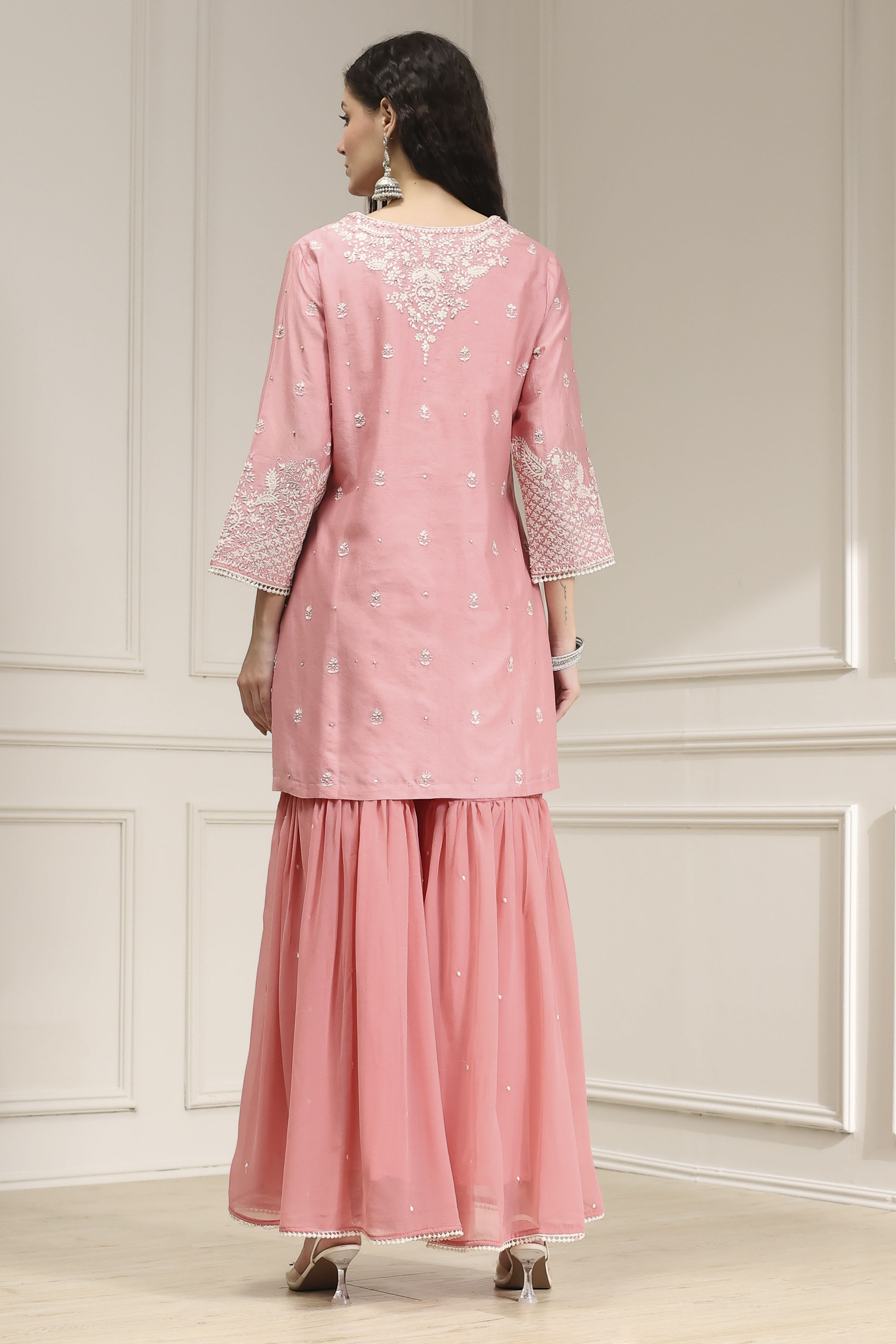 Light Pink Cotton Silk Embroidered Straight Suit Set image number 4