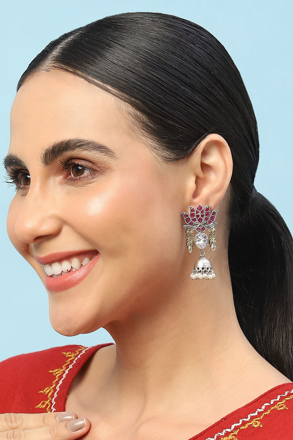 Pink Brass earrings image number 3