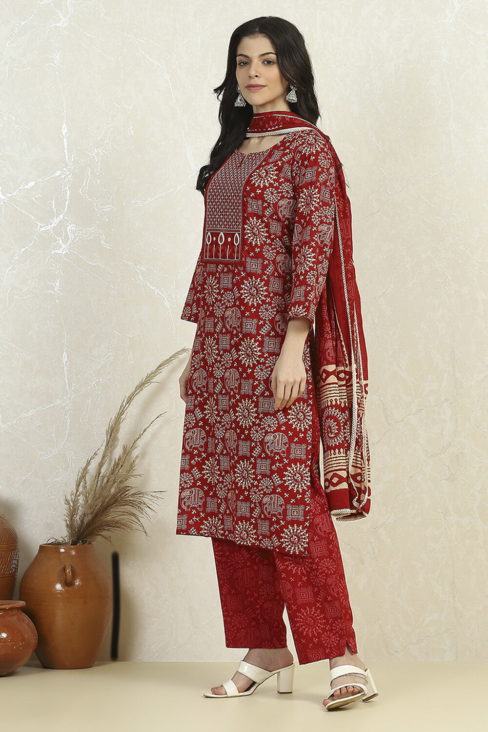 Red Cotton Printed Embroidered Unstitched Suit Set image number 4