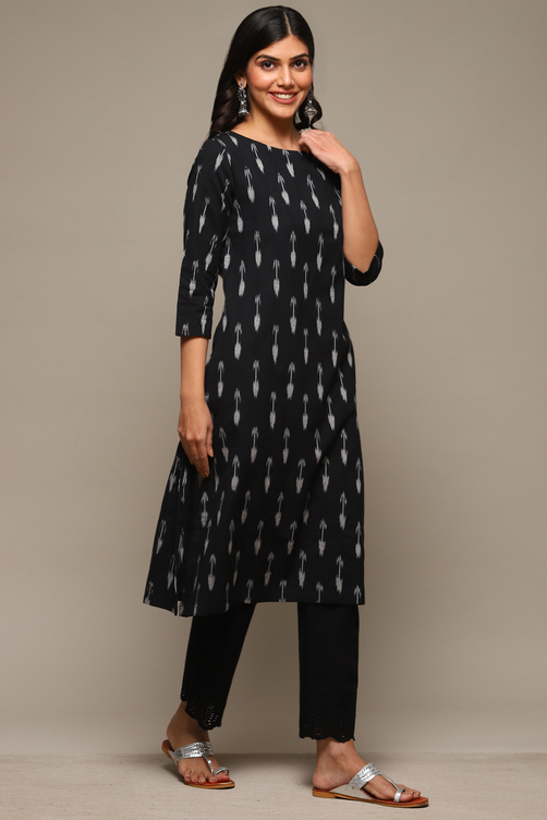 Black Cotton IKAT Flared Yarndyed Kurta image number 3