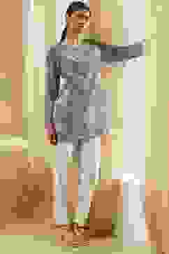 Blue Floral Printed Short Straight Kurta image number 0