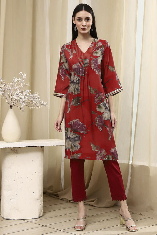 Coral Red Floral Printed Straight Kurta image number 5