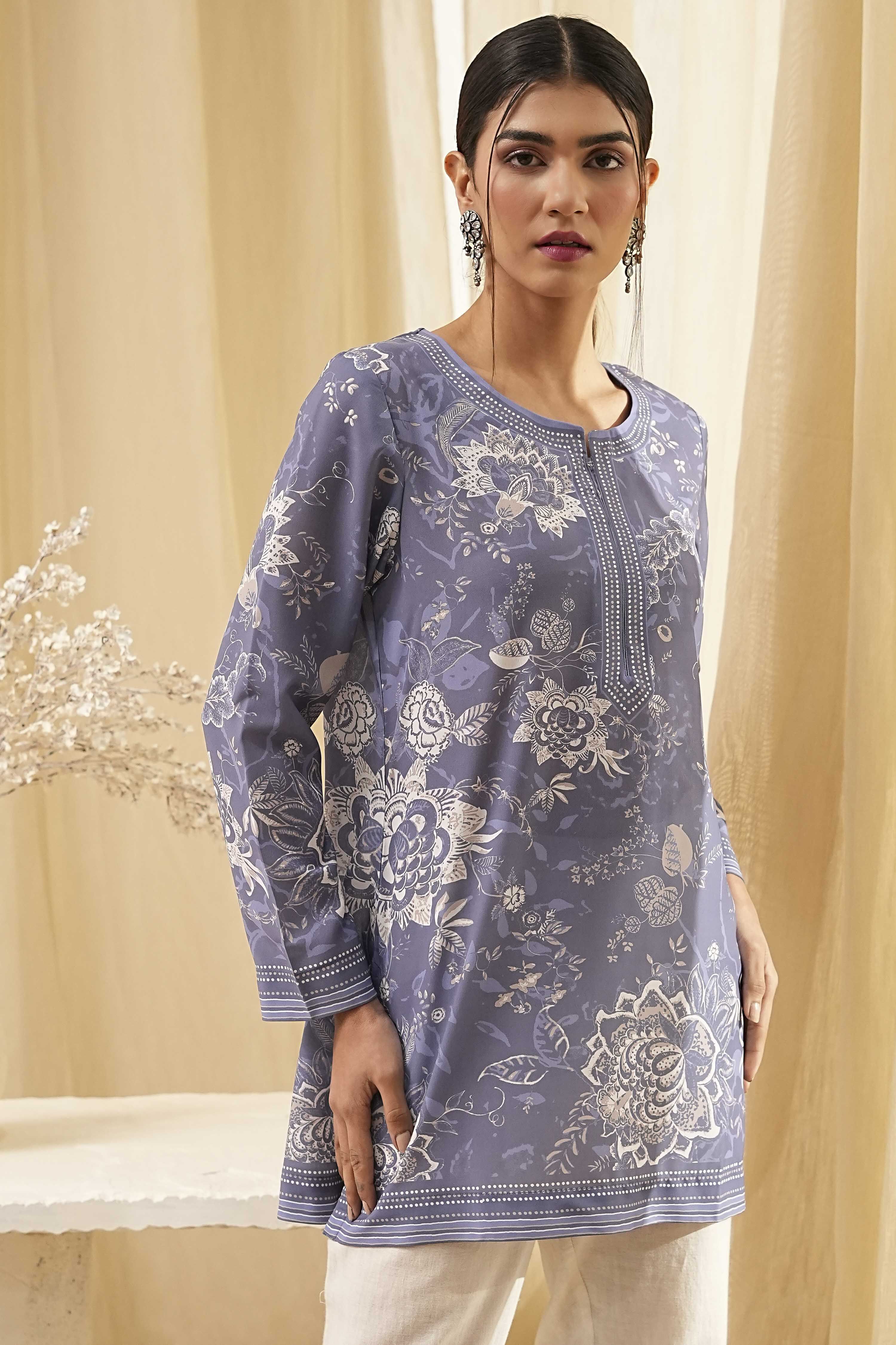 Blue Floral Printed Short Straight Kurta image number 6