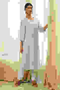 Aqua Solid Gathered Straight Kurta image number 0