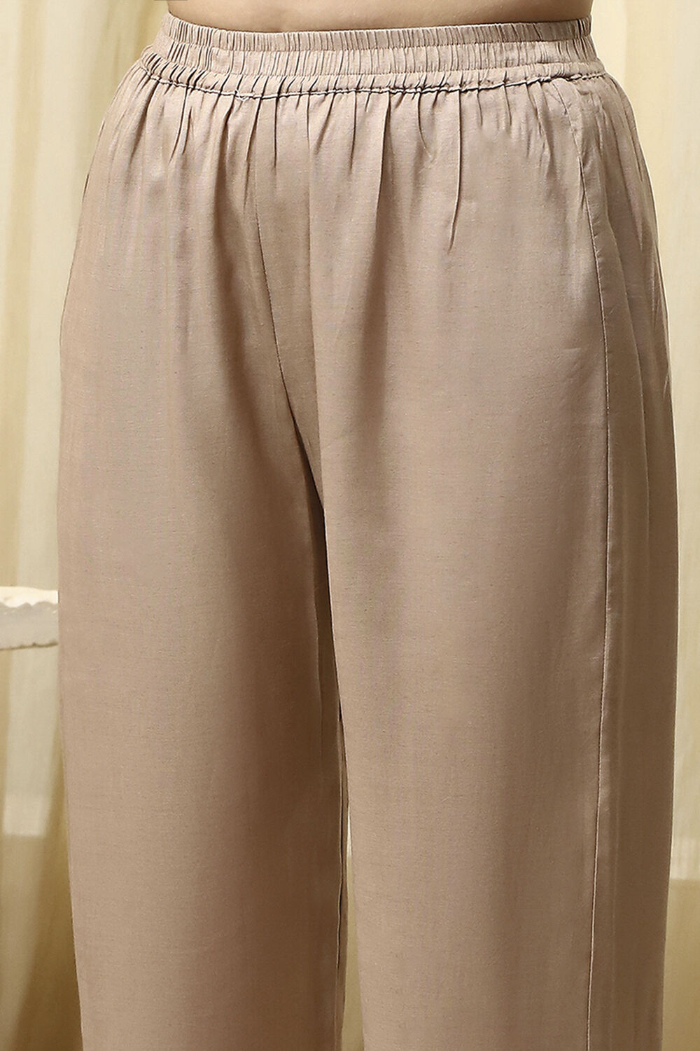 Lavender Chanderi Printed Unstitched Suit Set image number 3