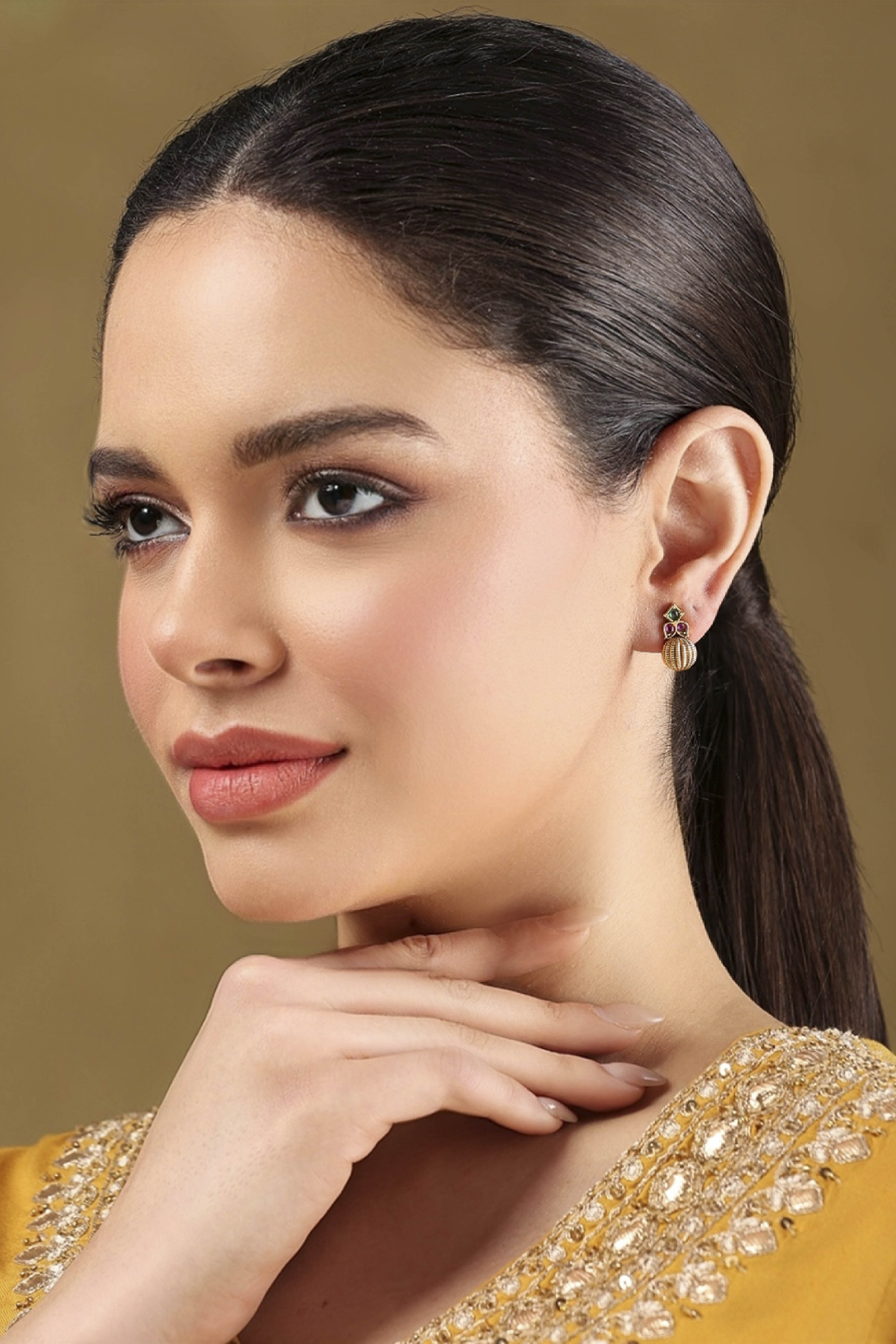 Multicolor Brass Studs image number 3