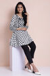 Cream Cotton Printed Kurti image number 3
