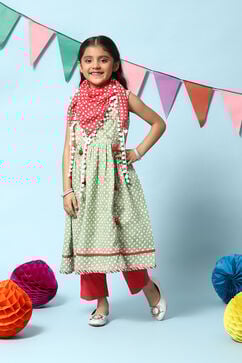 Green Cotton Flared Kurta Straight Palazzo Suit Set image number 5
