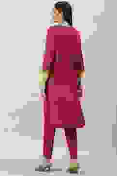 Wine Solid LIVA Straight Kurta Regular Pant Suit Set image number 4