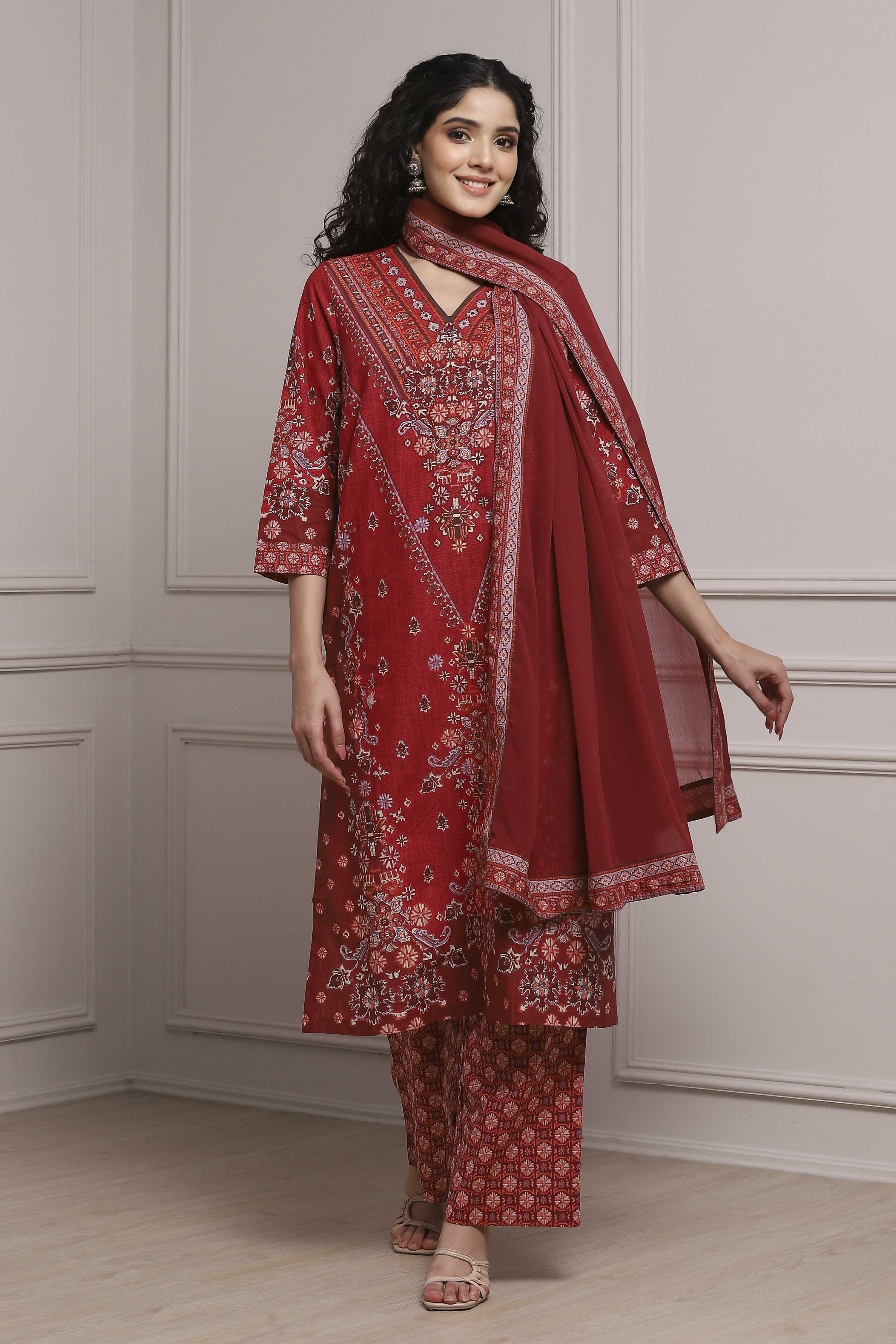 Red Cotton Printed Straight Suit Set image number 0