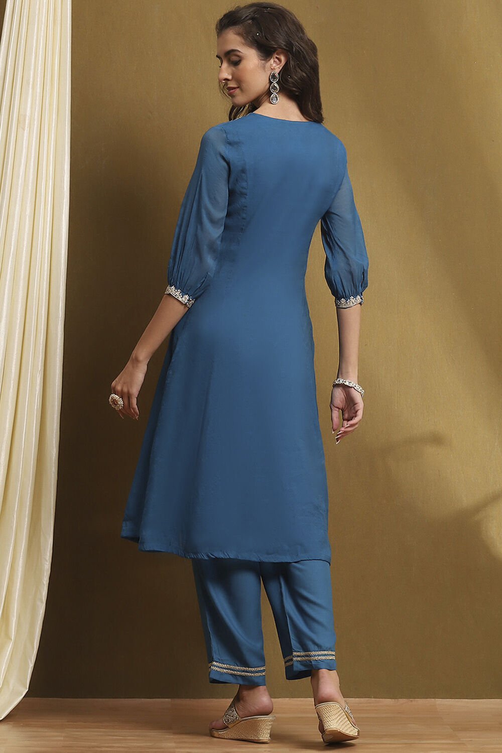 Green Embroidered Festive Kalidar Suit Set image number 5